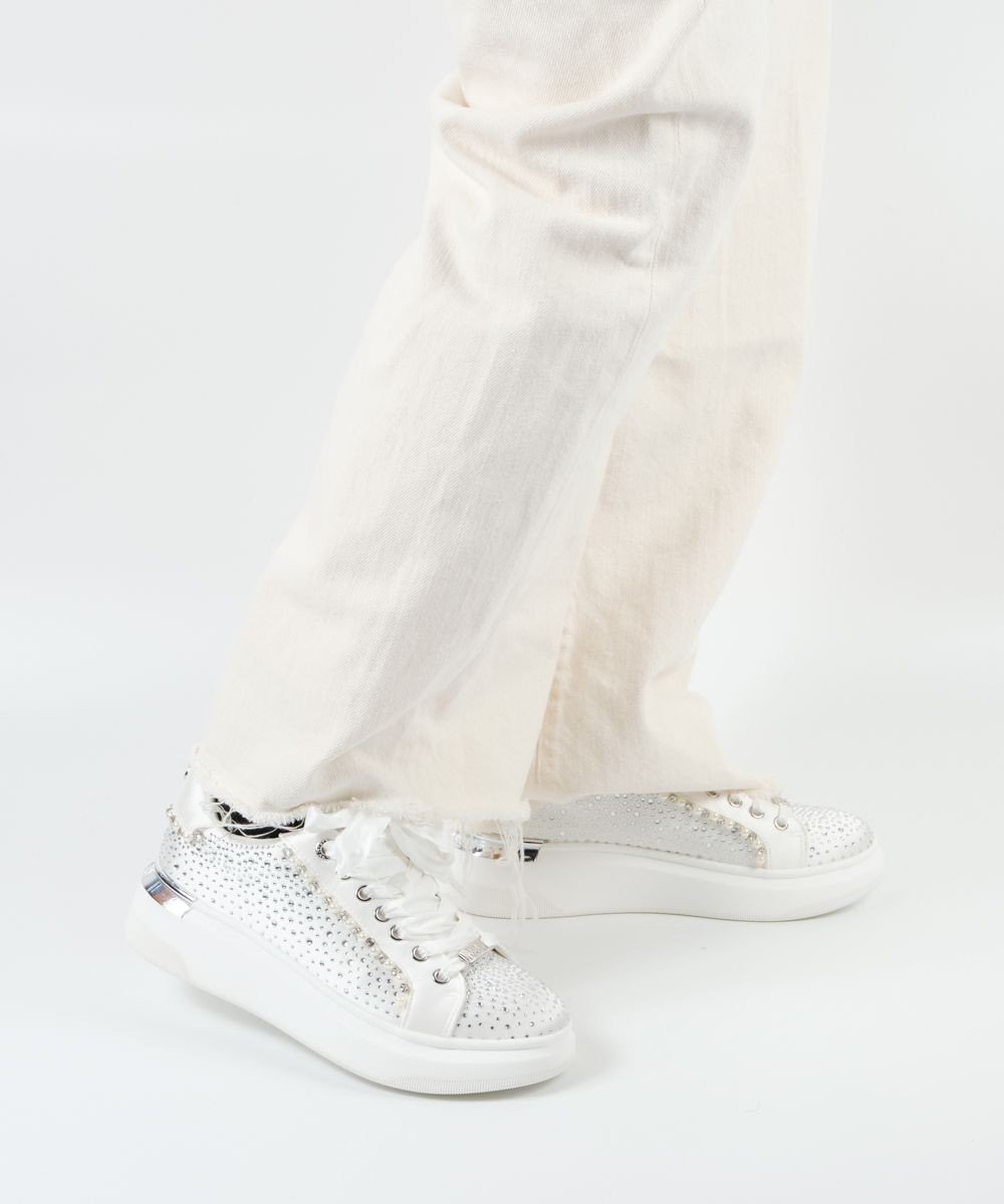 STEVE MADDEN GLORIES パールビジューレースアップスニーカー 