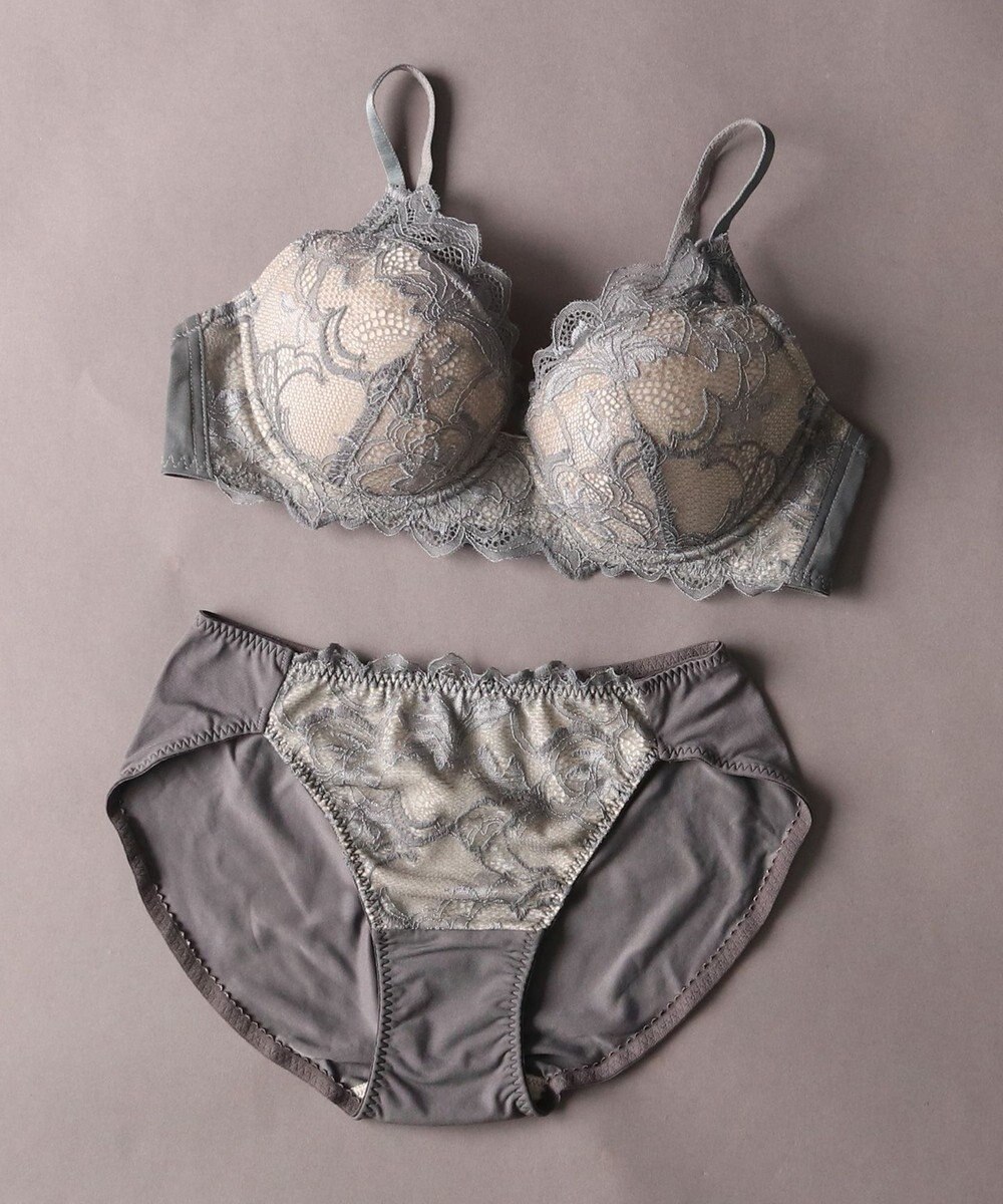 Wing ブラジャー 立体感のあるバストをメイク ふっくらデコルテ きれいな谷間 ブラのズレ・浮きを軽減 【ハイライトブラ】 ブラ CB4000 ウイング／ワコール 