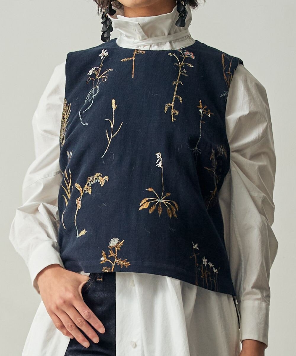 muuc ボタニカル刺繍ベスト 