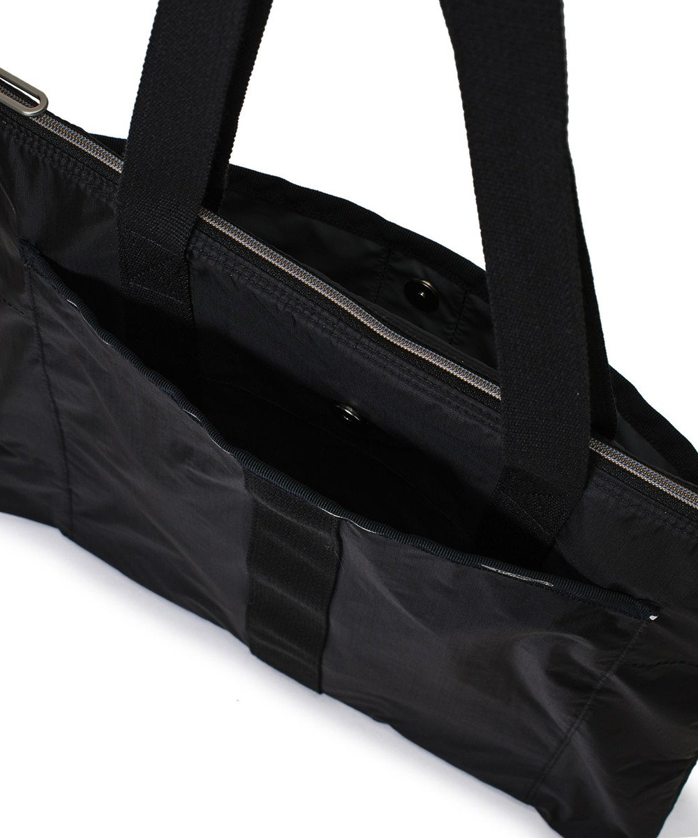 LeSportsac 10TH ESSENTIAL MAGAZINE TOTE/ブラックC 