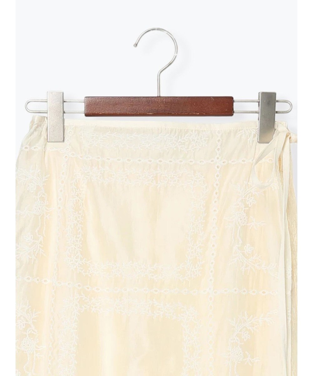 Te chichi チーフ刺繍ラップスカート付きパンツ 