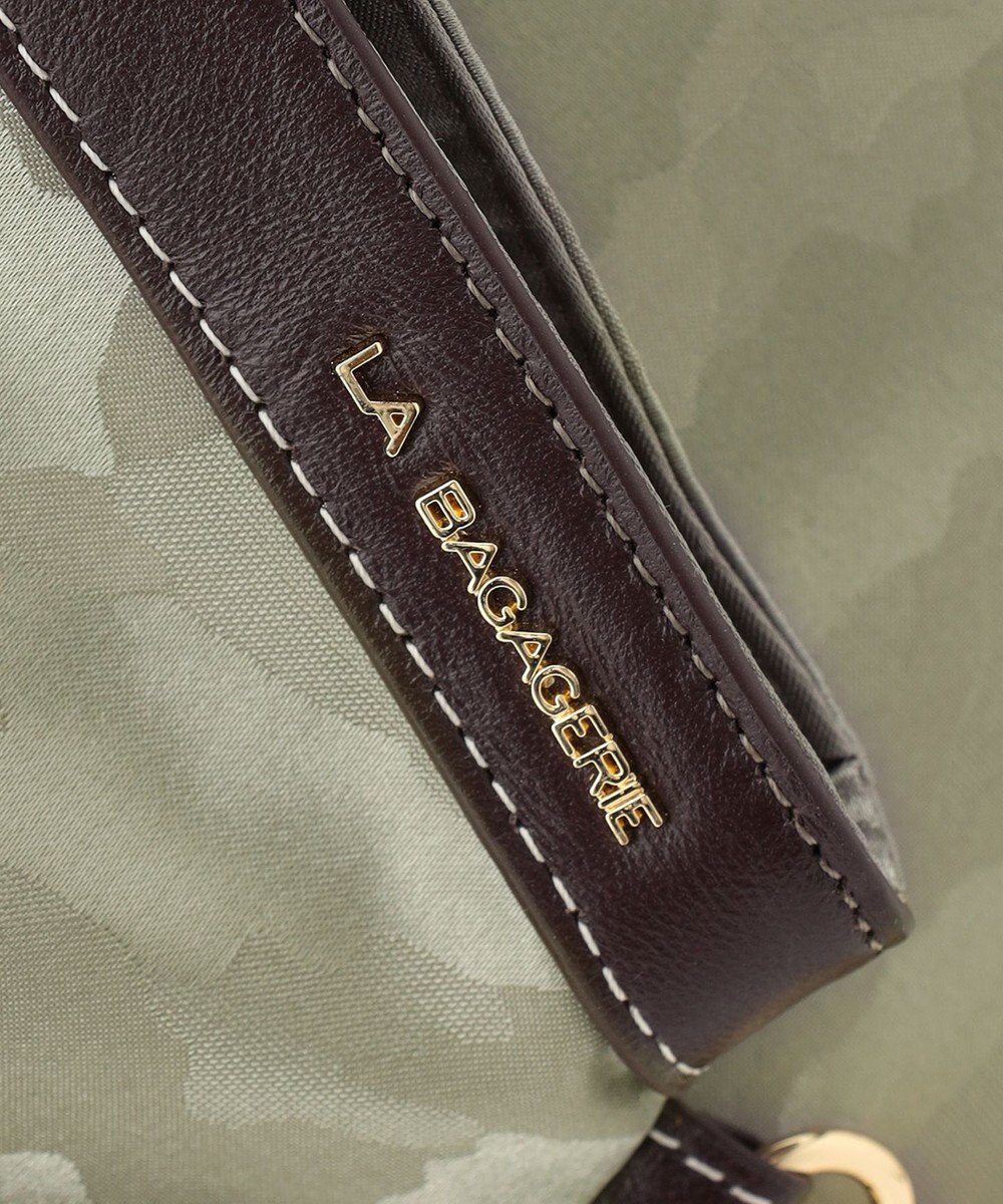 LA BAGAGERIE カモフラジャカード はっ水スマートリュック 