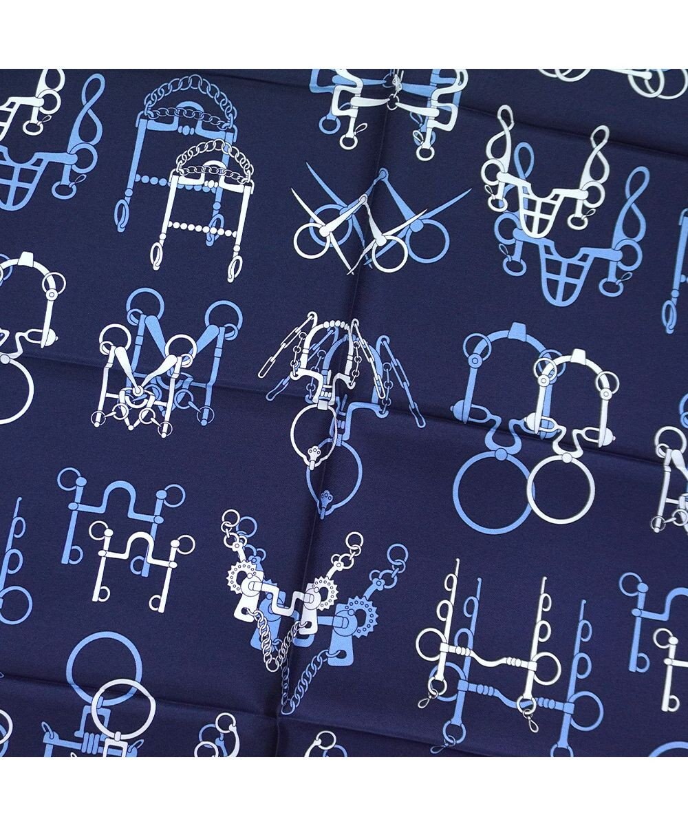 Marca ＜秋の新作＞【Marcaオリジナル】馬具＆ペイズリー 小判 シルクツイル スカーフ 