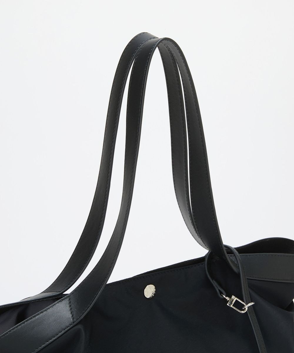 TOPKAPI 【Breath TOPKAPI】MORPH モーフ リンクルナイロン トートバッグ チャーム付き　A4 / 超軽量 /撥水 