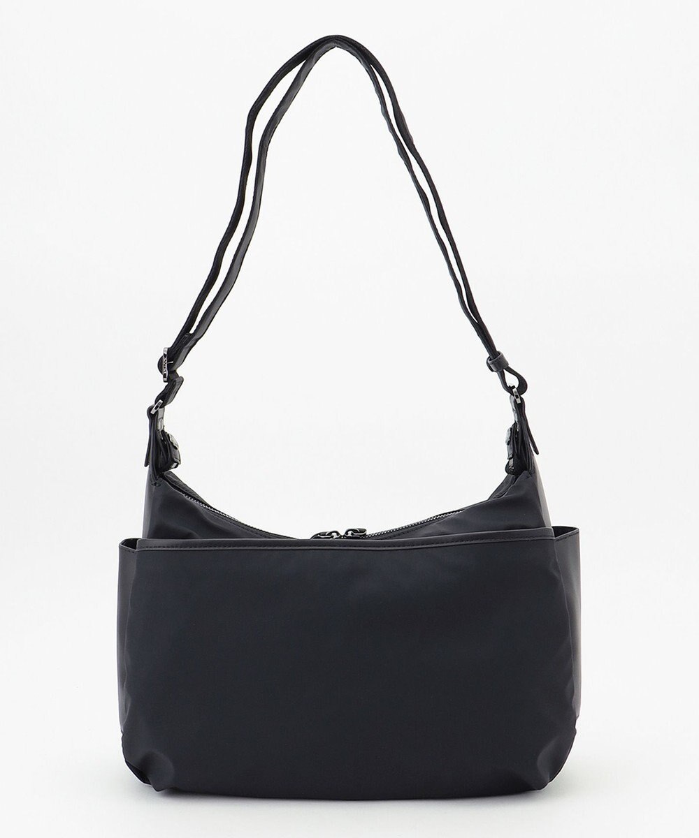 Y'SACCS 【ナイロンタフタ×リサイクルレザー】デイリーショルダー　Mサイズ 