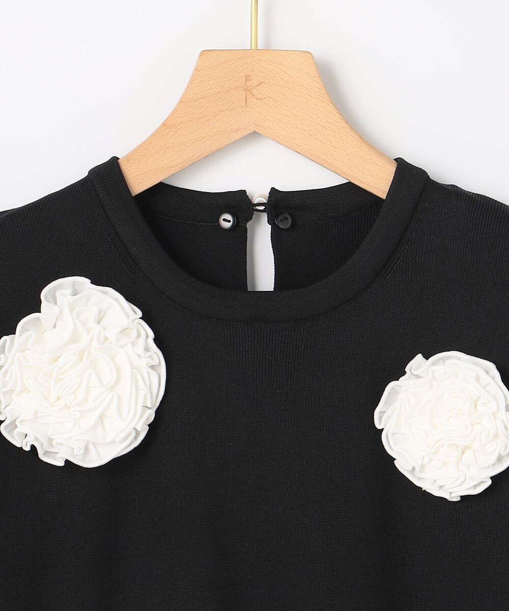 組曲 S 【組曲×setsuko sagittaire】ボンボンフラワー襟付き ニット 