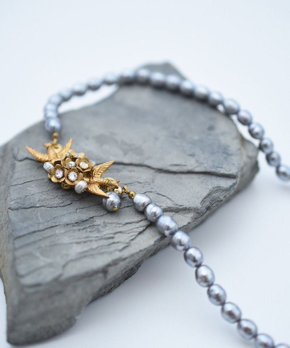 monshiro 【ガラスパール/スワロフスキー】ハナビワトトリショート ネックレス 