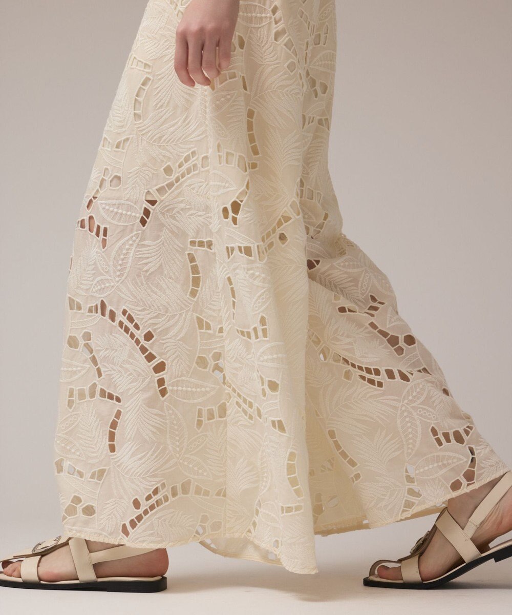 GRACE CONTINENTAL カットワークバギーパンツ 