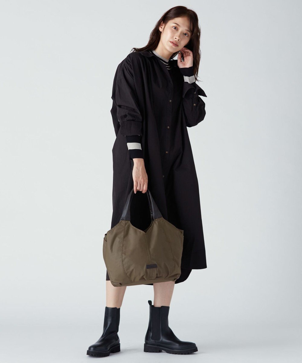 Y'SACCS リサイクルナイロン　ふんわりトート　Mサイズ 