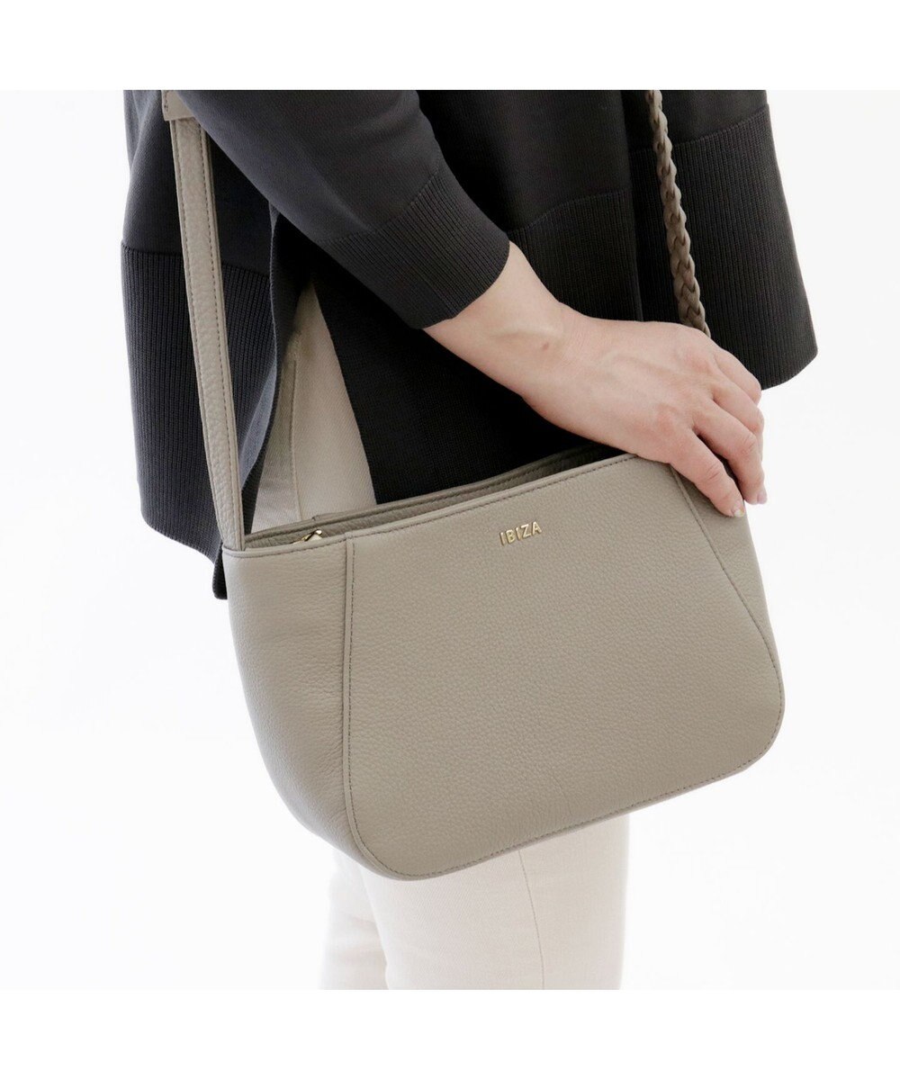 IBIZA アトラクティーボ　ショルダーバッグ 