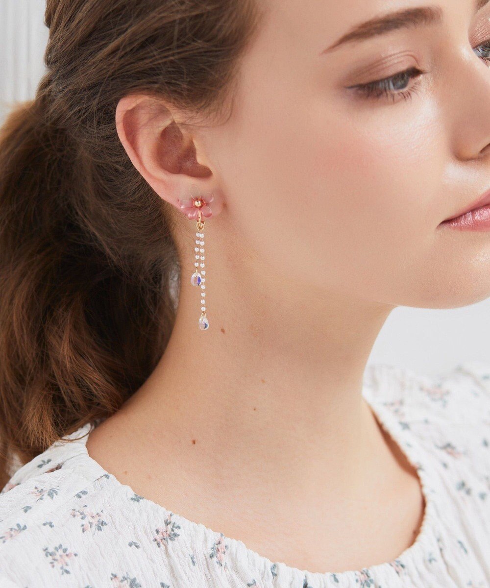 Maison de FLEUR クリアフラワーイヤリング 