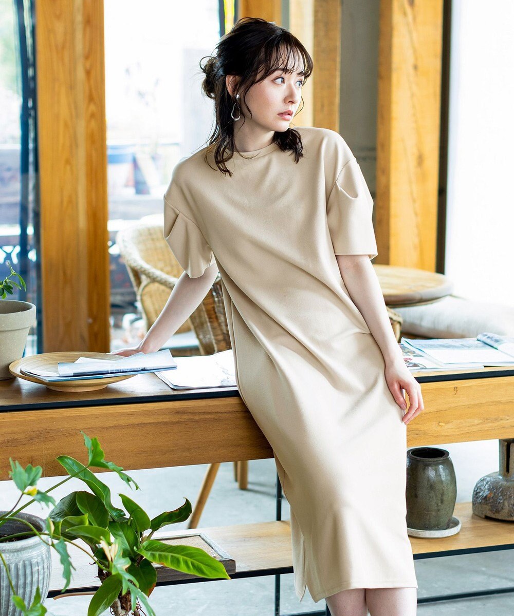 体のラインを拾いにくい ダブルフェイスストレッチワンピース Tiaclasse ファッション通販 公式通販 オンワード クローゼット 体のラインを拾いにくい ダブルフェイスストレッチワンピース Tiaclasse ファッション通販 公式通販 オンワード クローゼット