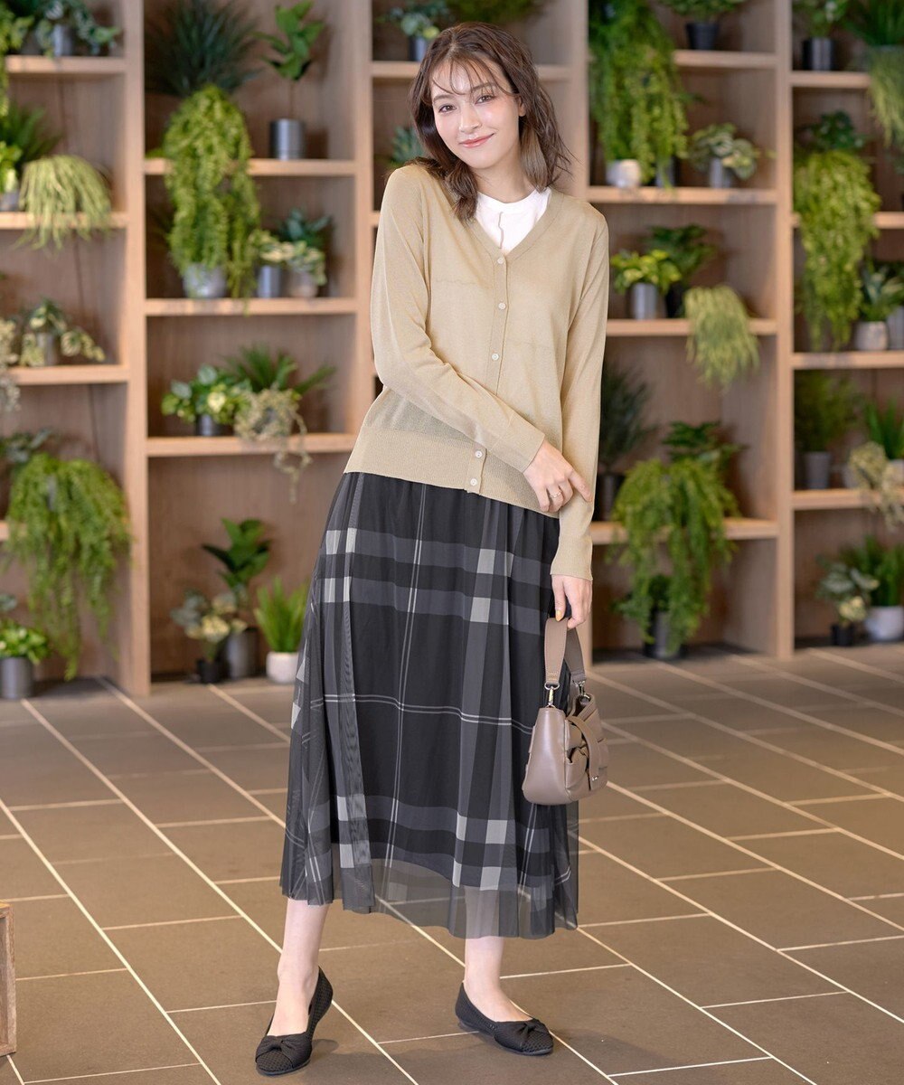 Tiaclasse L Vネックラメニットシアーカーディガン 