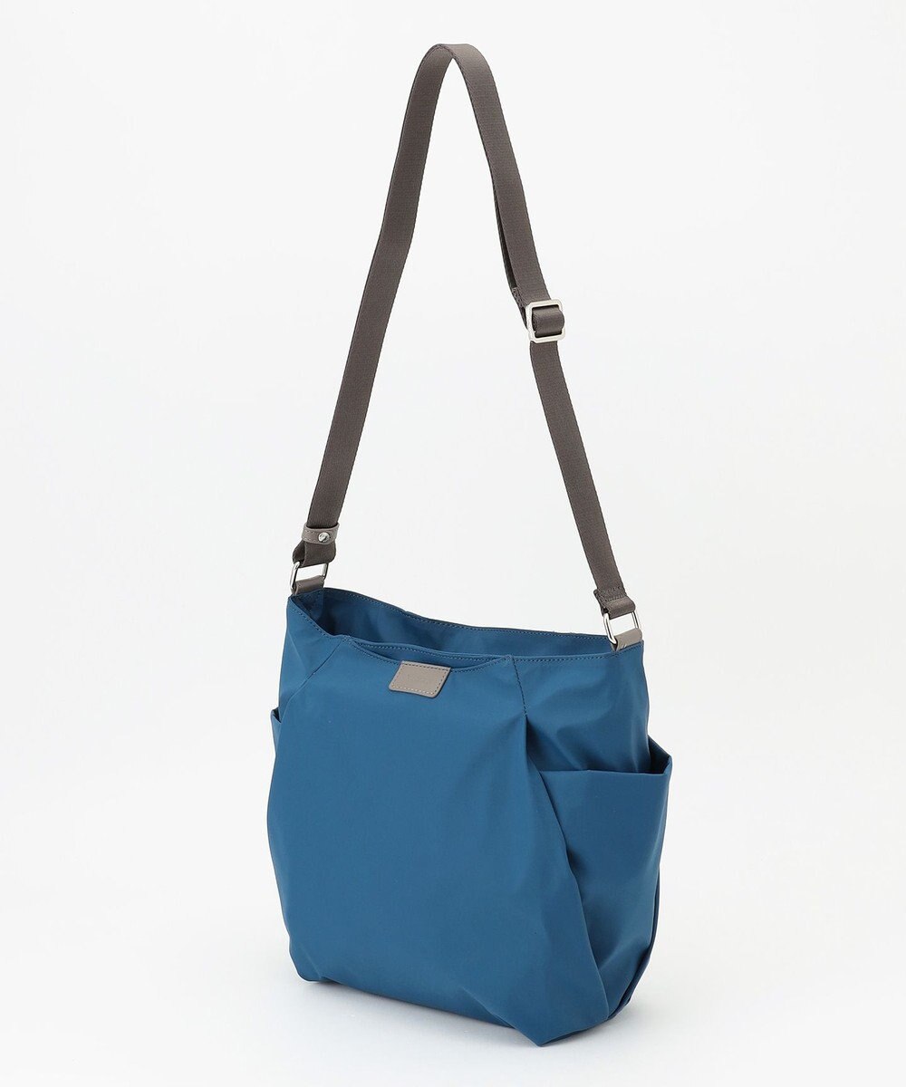 Y'SACCS 【ナイロンタフタ】トラベルショルダー 