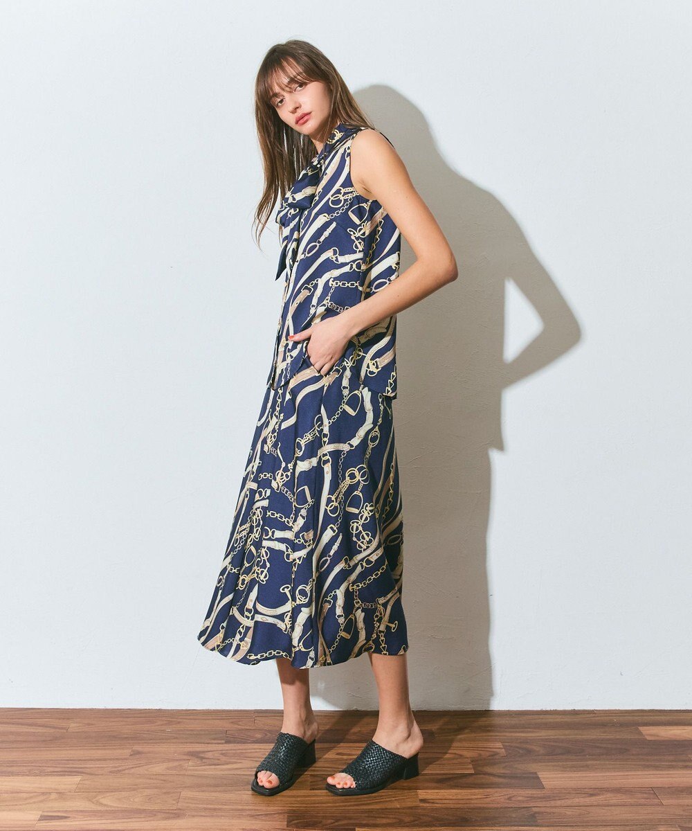 GRACE CONTINENTAL チェーンプリントタックキュロット 