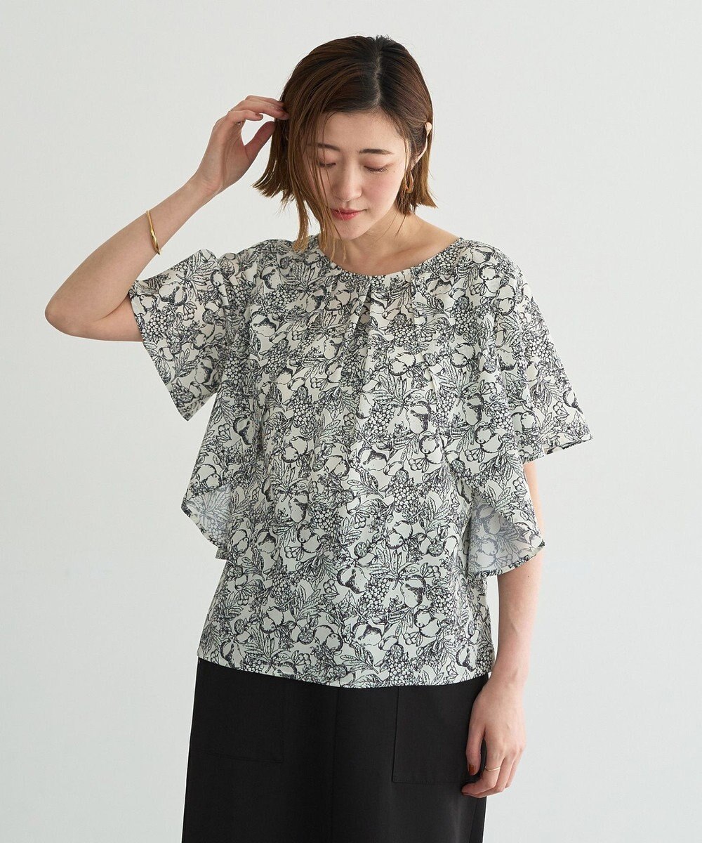 YECCA VECCA ラインフルーツ柄ラッフルブラウス 