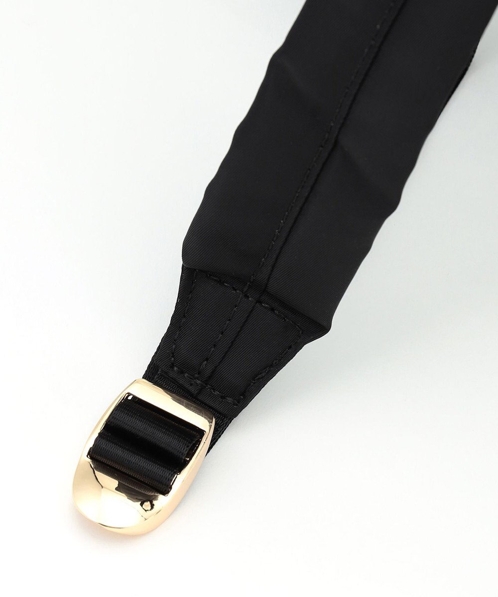 LA BAGAGERIE チャーム付き　ナイロンスクエアリュック 