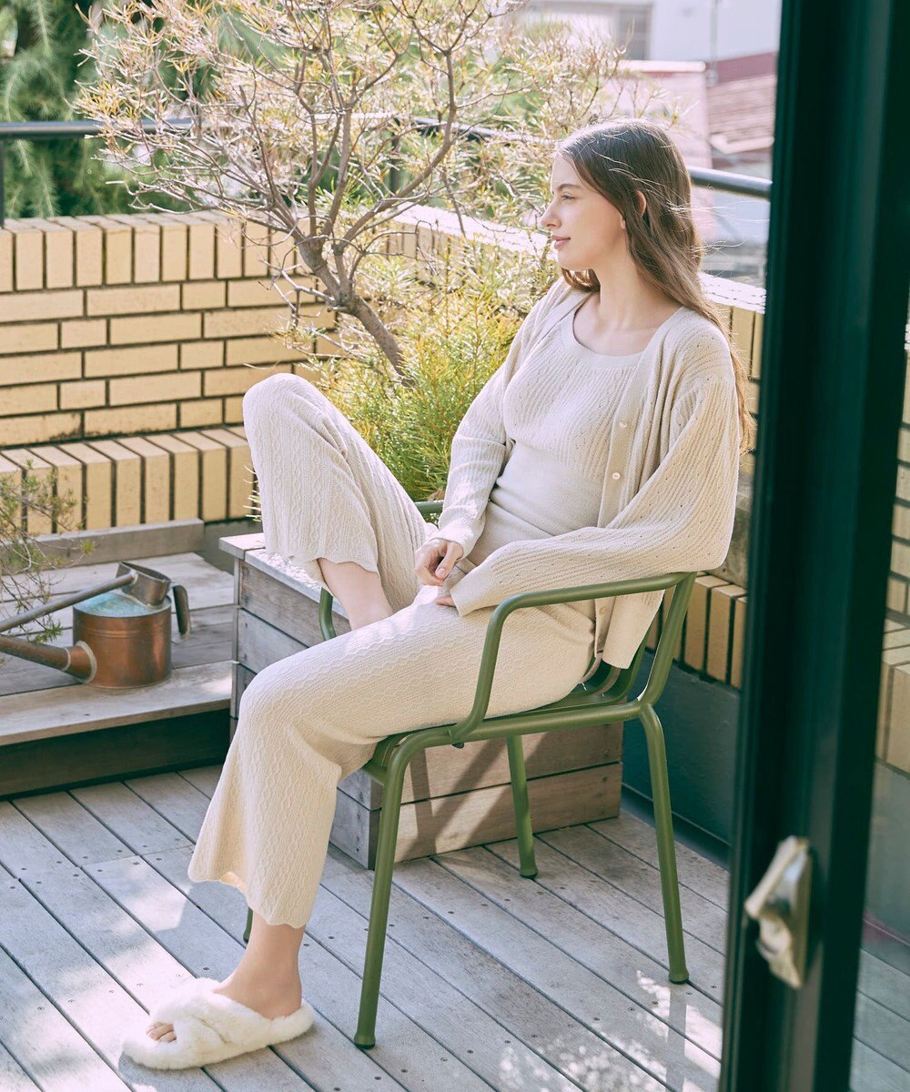 une nana cool とろみ素材がここちよいカップ付きキャミソール　moi room（モアルーム） 