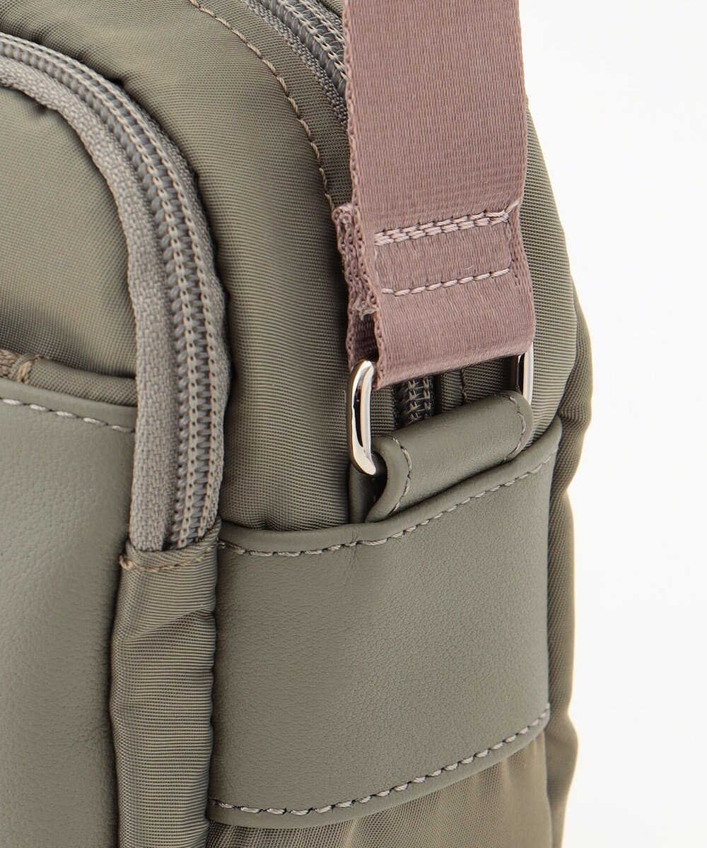 Y'SACCS ナイロン×牛革コンビシリーズ　横型ショルダーバッグ　SSサイズ 