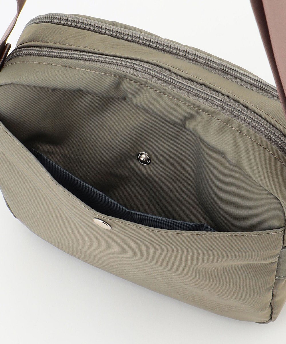 Y'SACCS ナイロン×牛革コンビシリーズ　横型ショルダーバッグ　SSサイズ 