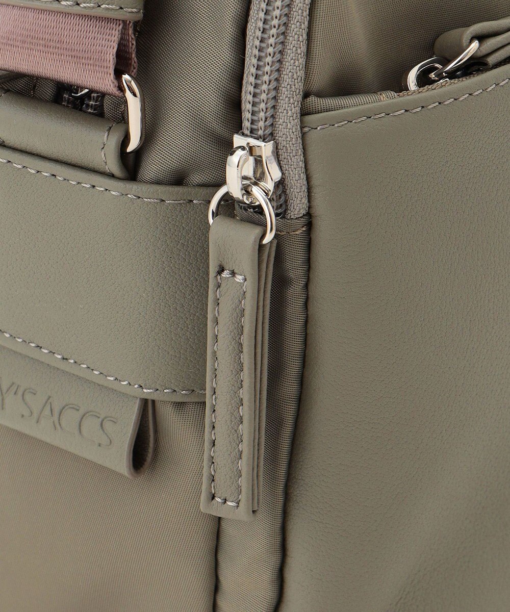 Y'SACCS ナイロン×牛革コンビシリーズ　横型ショルダーバッグ　SSサイズ 