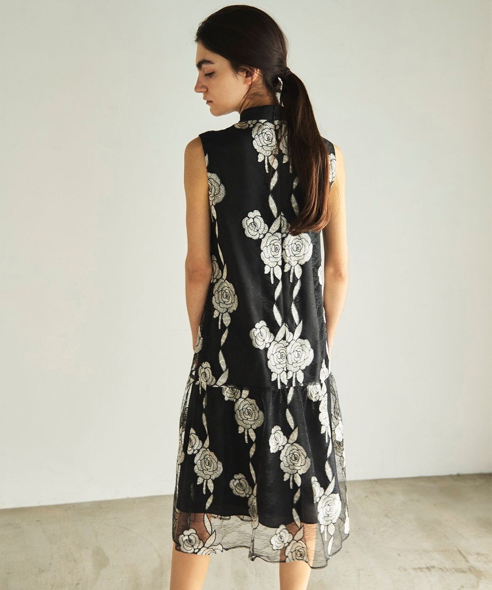 GRACE CONTINENTAL ハイネック刺繍ワンピース 