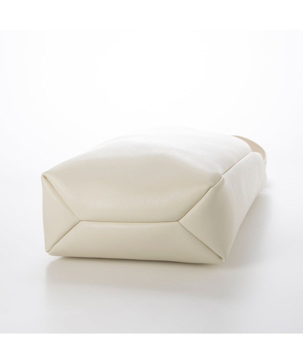 UNBILLION カシュカシュ cachecache / アシンメトリーバックル付きホーボーバッグ 