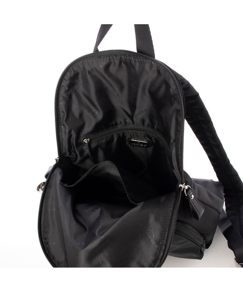 LA BAGAGERIE ナイロン×リサイクルレザー　ミニリュック 