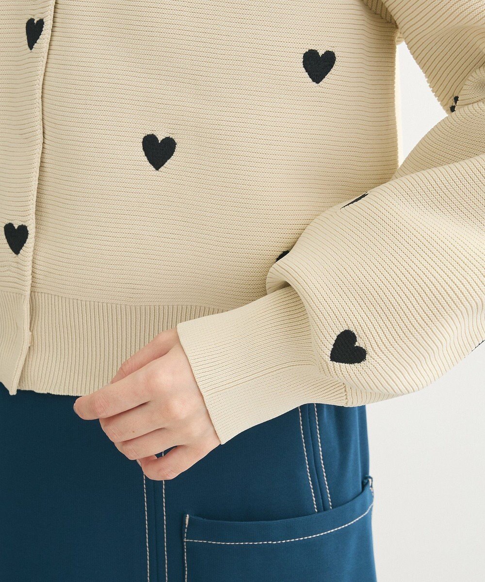 Green Parks ・ｓｗｉｎｇ　ｂｙ　ハート刺繍ニットカーディガン 