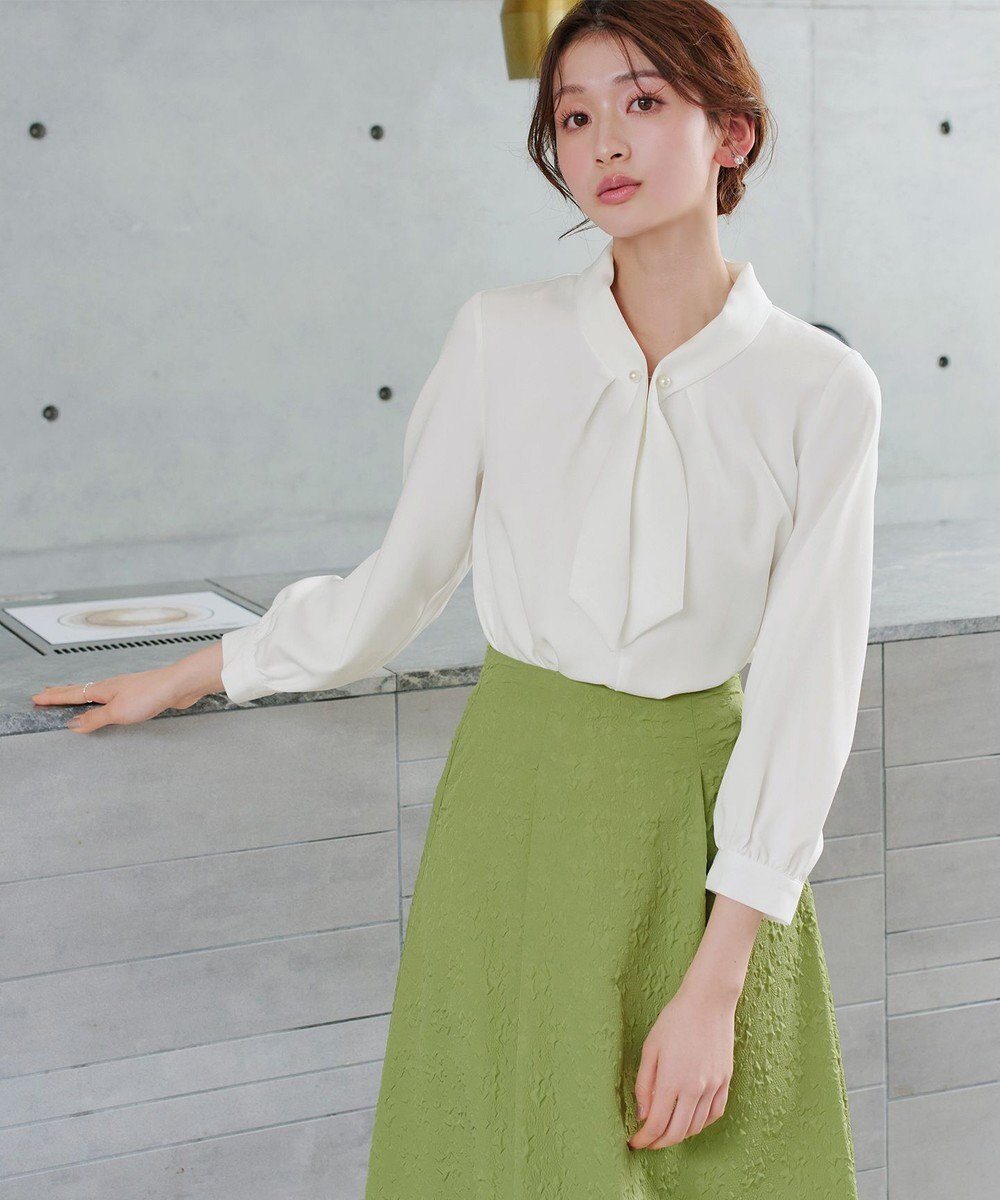 Tiaclasse L 取り外しパール付きボウタイブラウス 