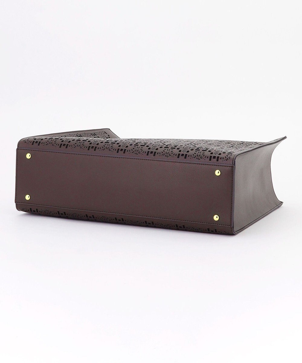 自由区 【カタログ掲載・巾着袋付き・A4サイズ収納可】パンチングレース トート 