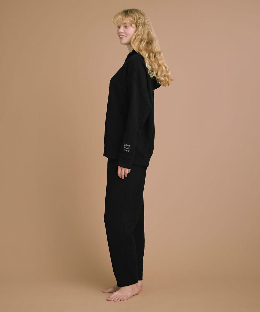 une nana cool 【綿混】あくびのお嬢さんのブークレー裏毛フーディー 