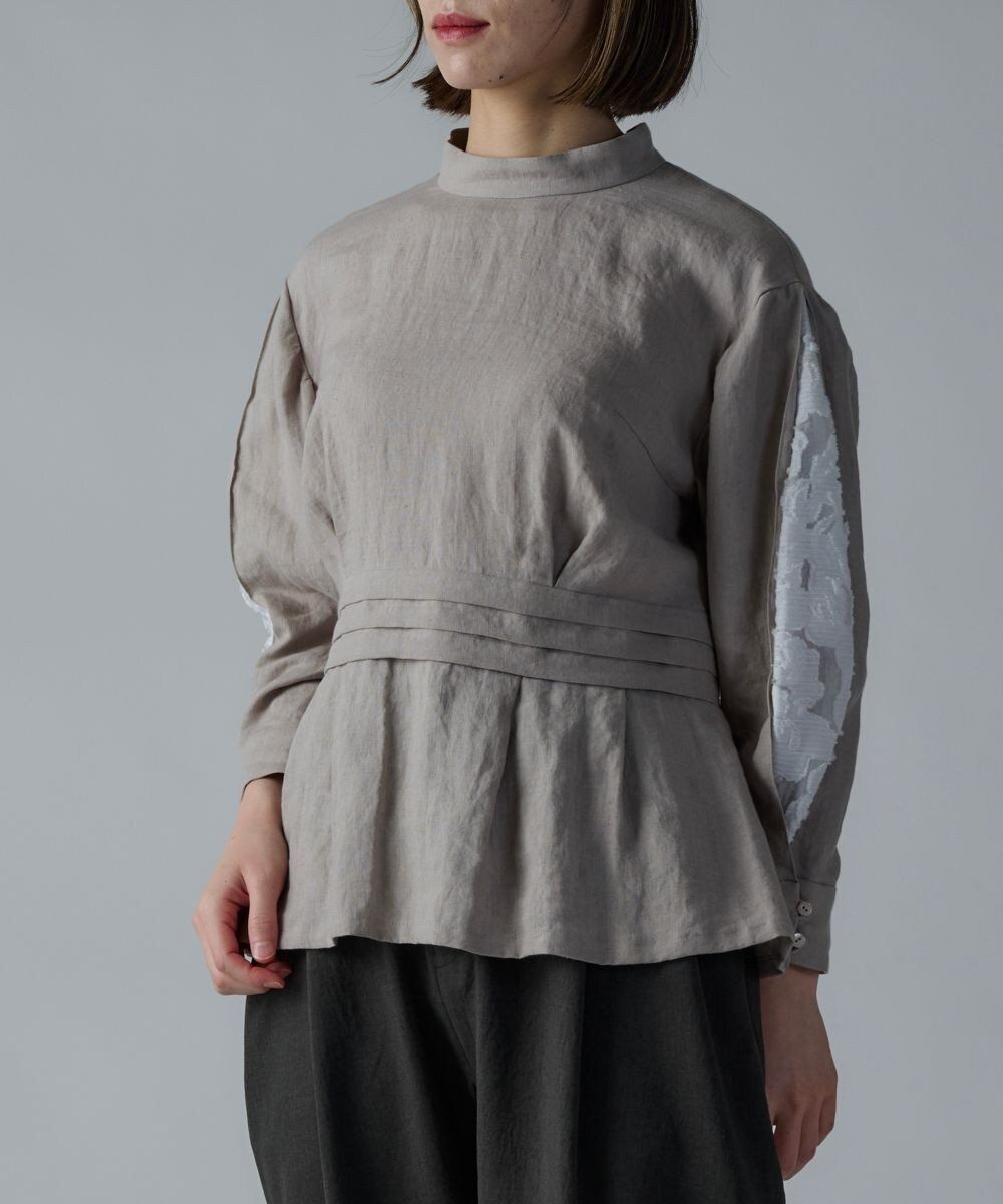 muuc 〈高品質ベルギーリネン100%〉〈通年着られる〉カットジャカード生地デザイン袖 クラシカルシルエットのブラウス 