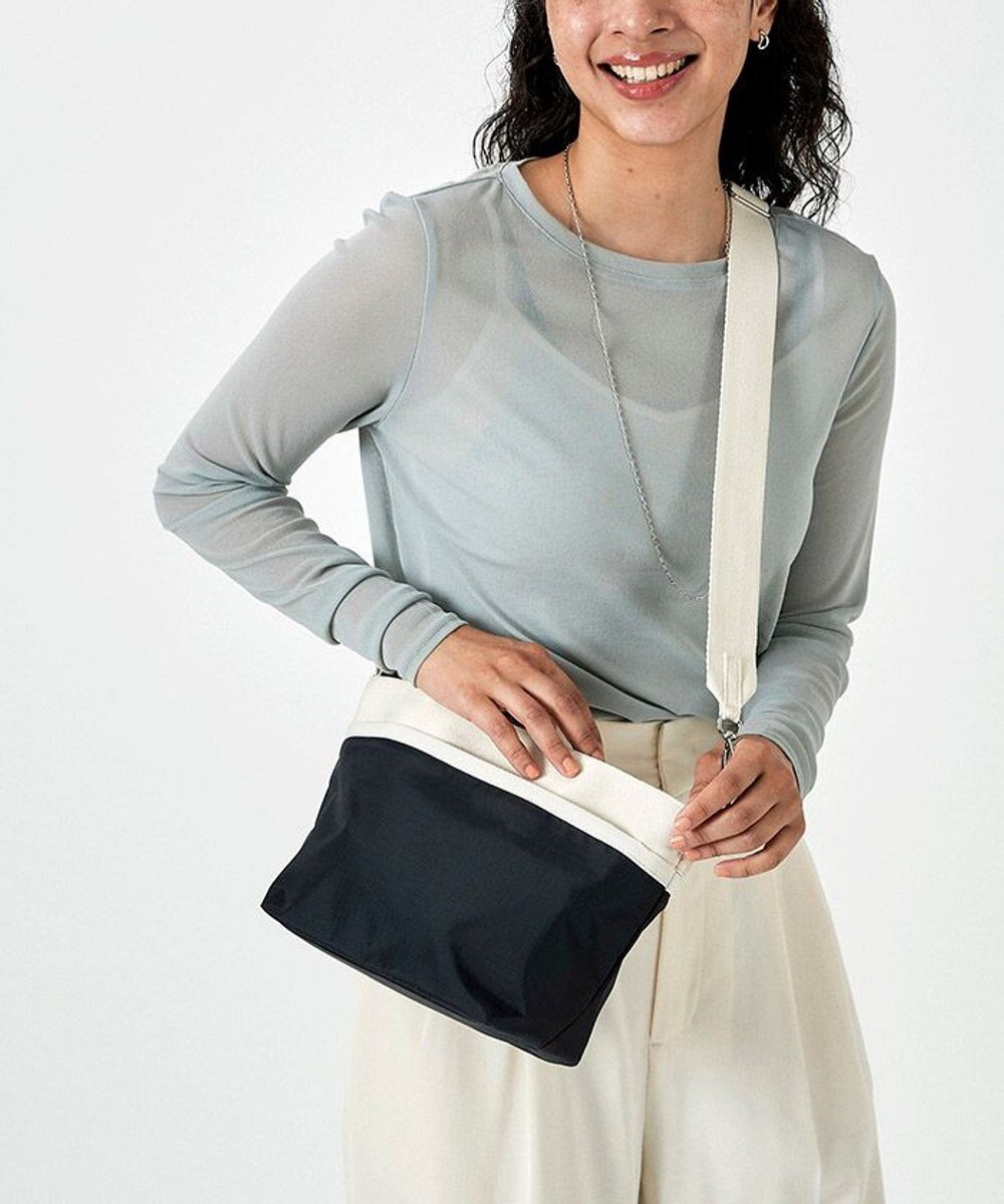 LeSportsac SMALL BUCKET BAG/ディープシーブルー/ガーデニア 