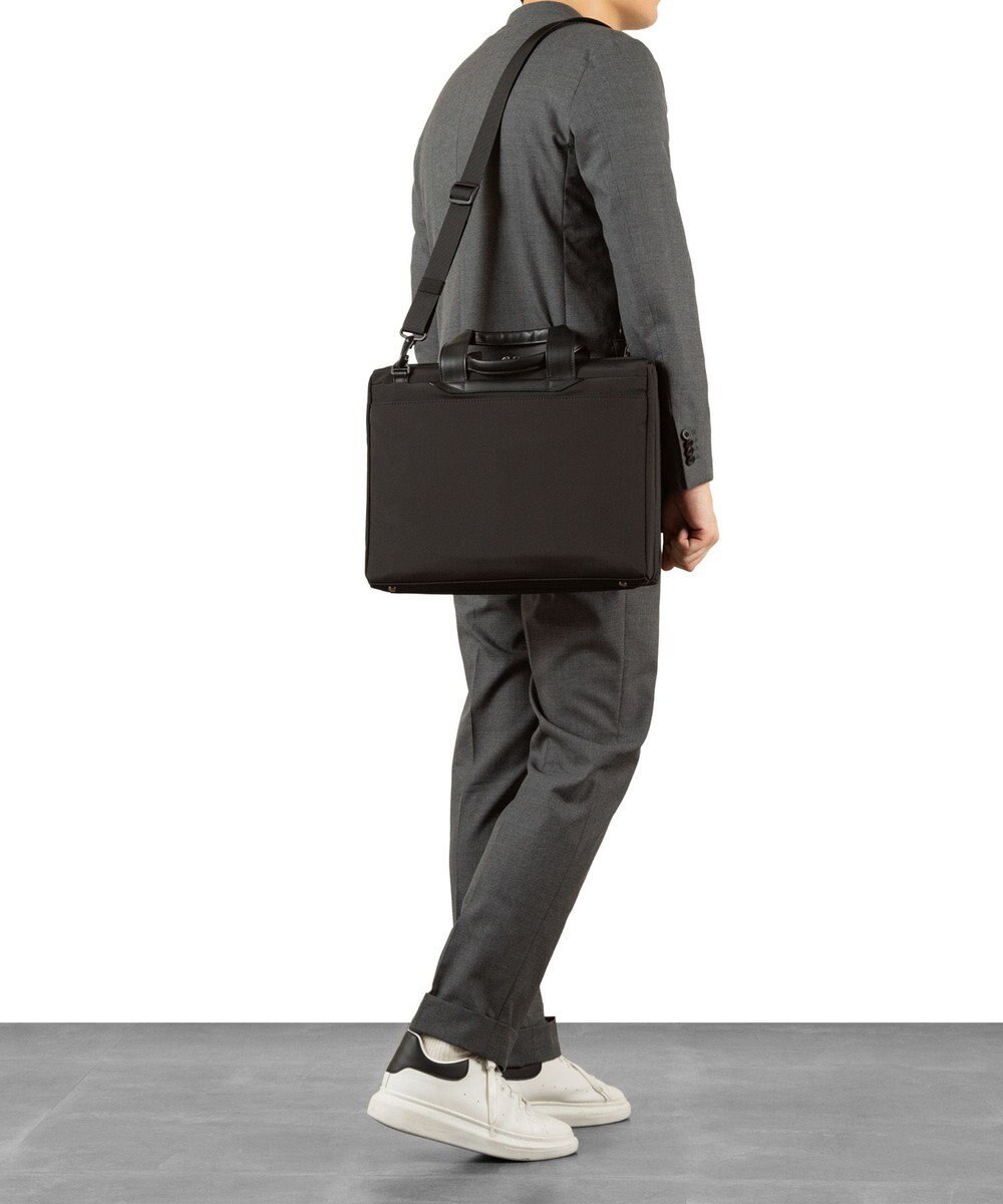 ACE BAGS & LUGGAGE ACE アーレイF 1809 A4サイズ 14インチPC収納 68841 エース 