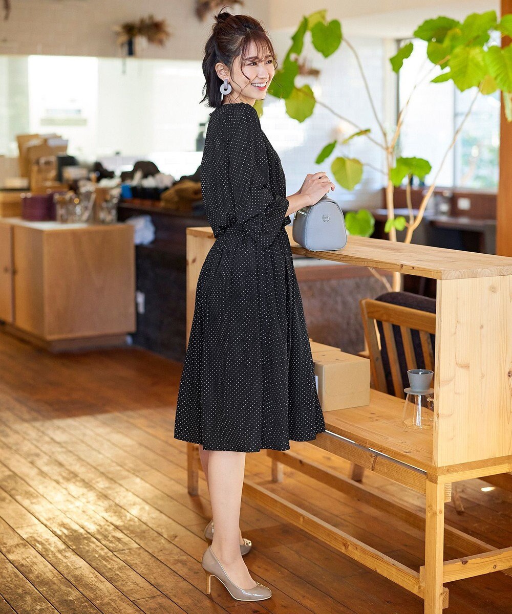 Tiaclasse 【洗える】女性らしさ引き立つリボン袖ギャザーワンピース 