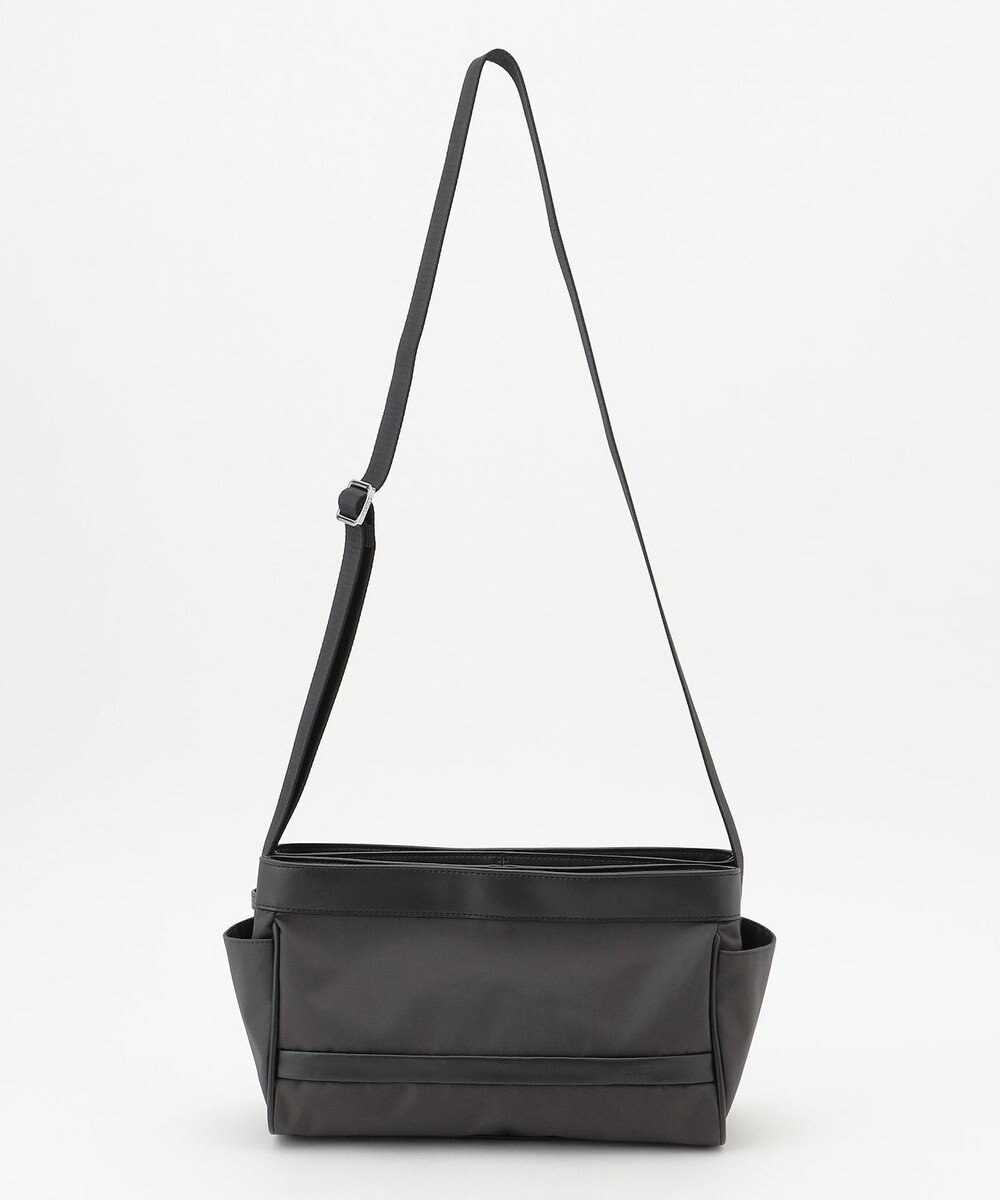 Y'SACCS トラベル ホライズンショルダー 