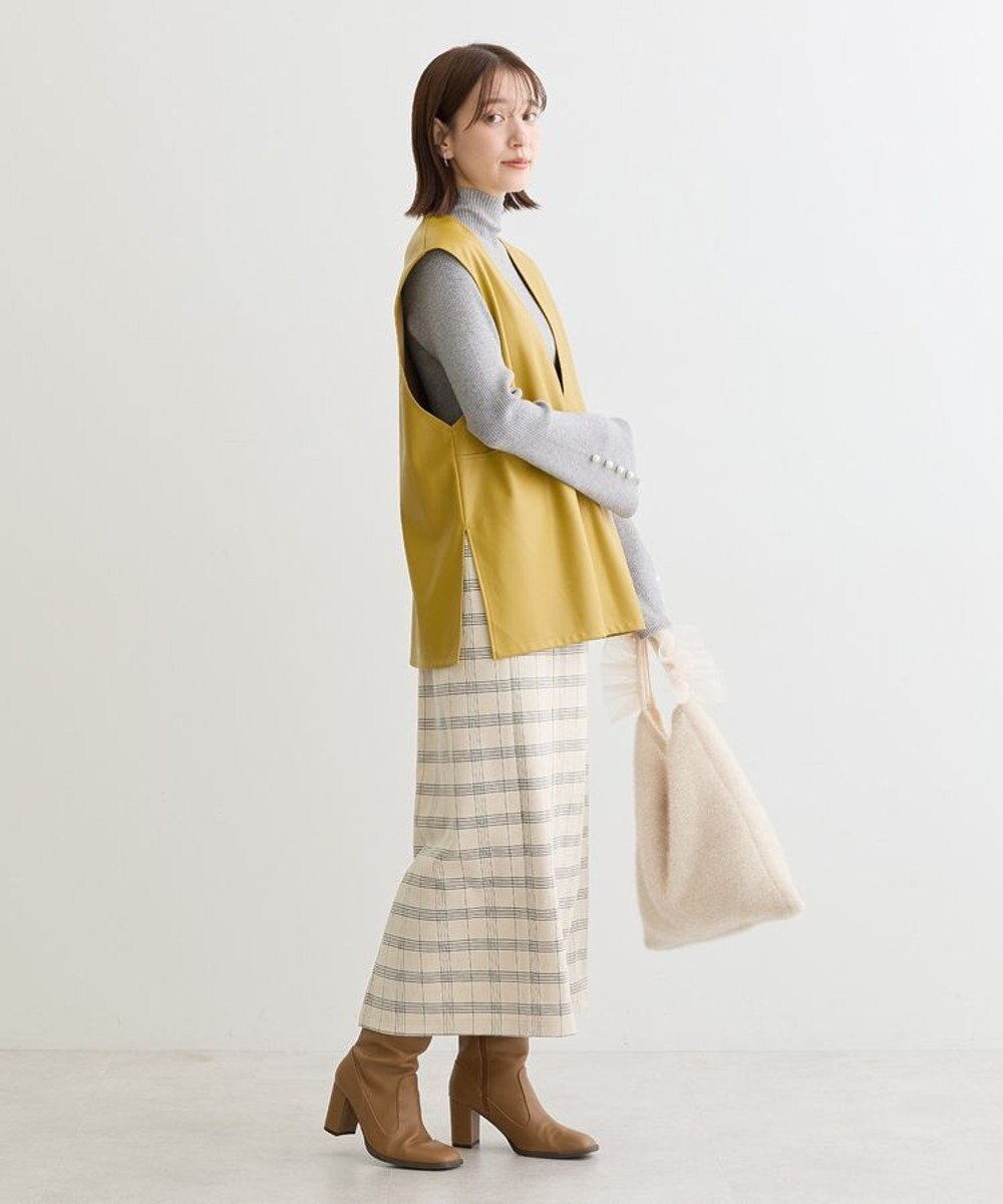 Green Parks フェイクレザーＶネックベスト 