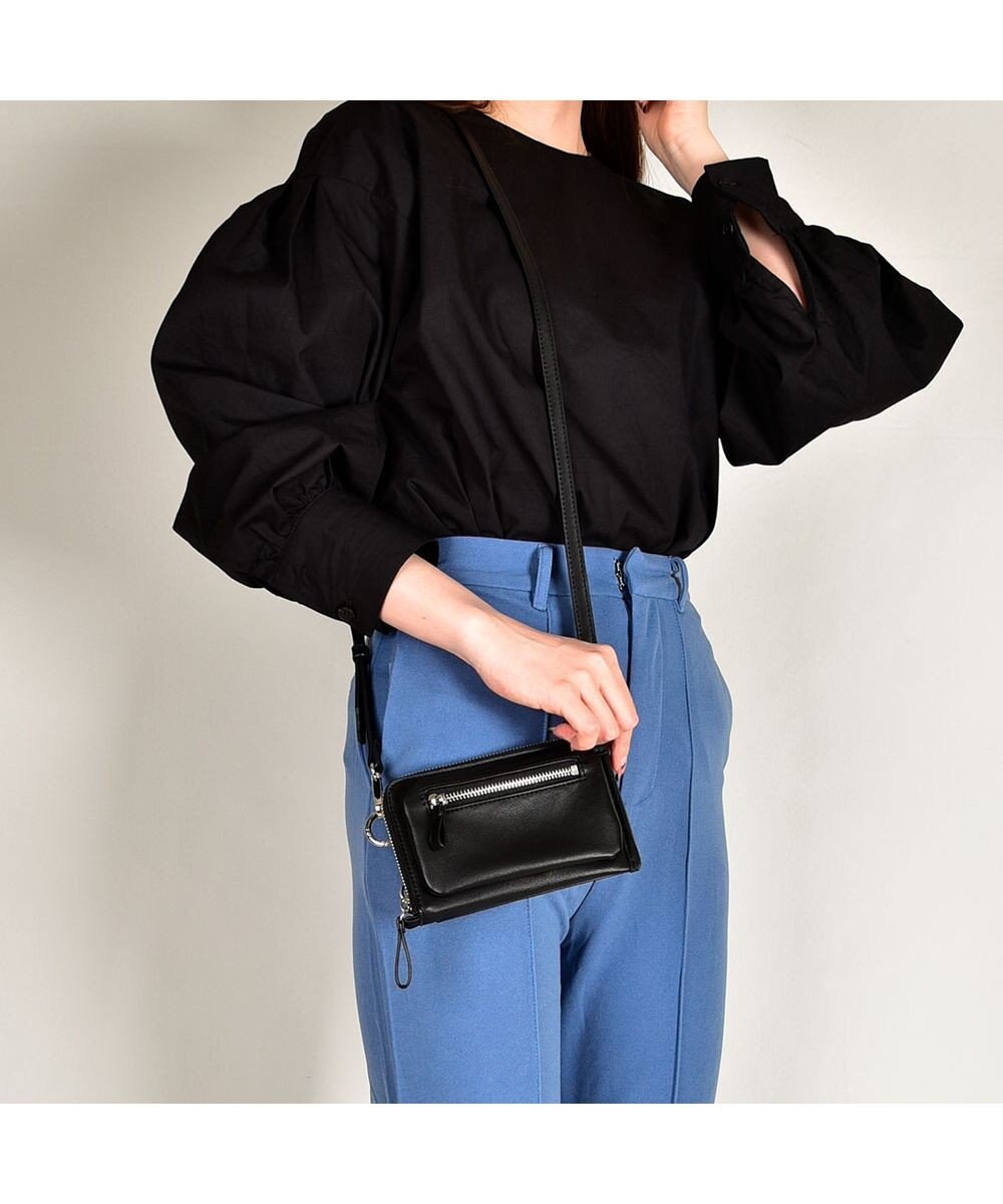 LA BAGAGERIE マルチスマホポシェット 