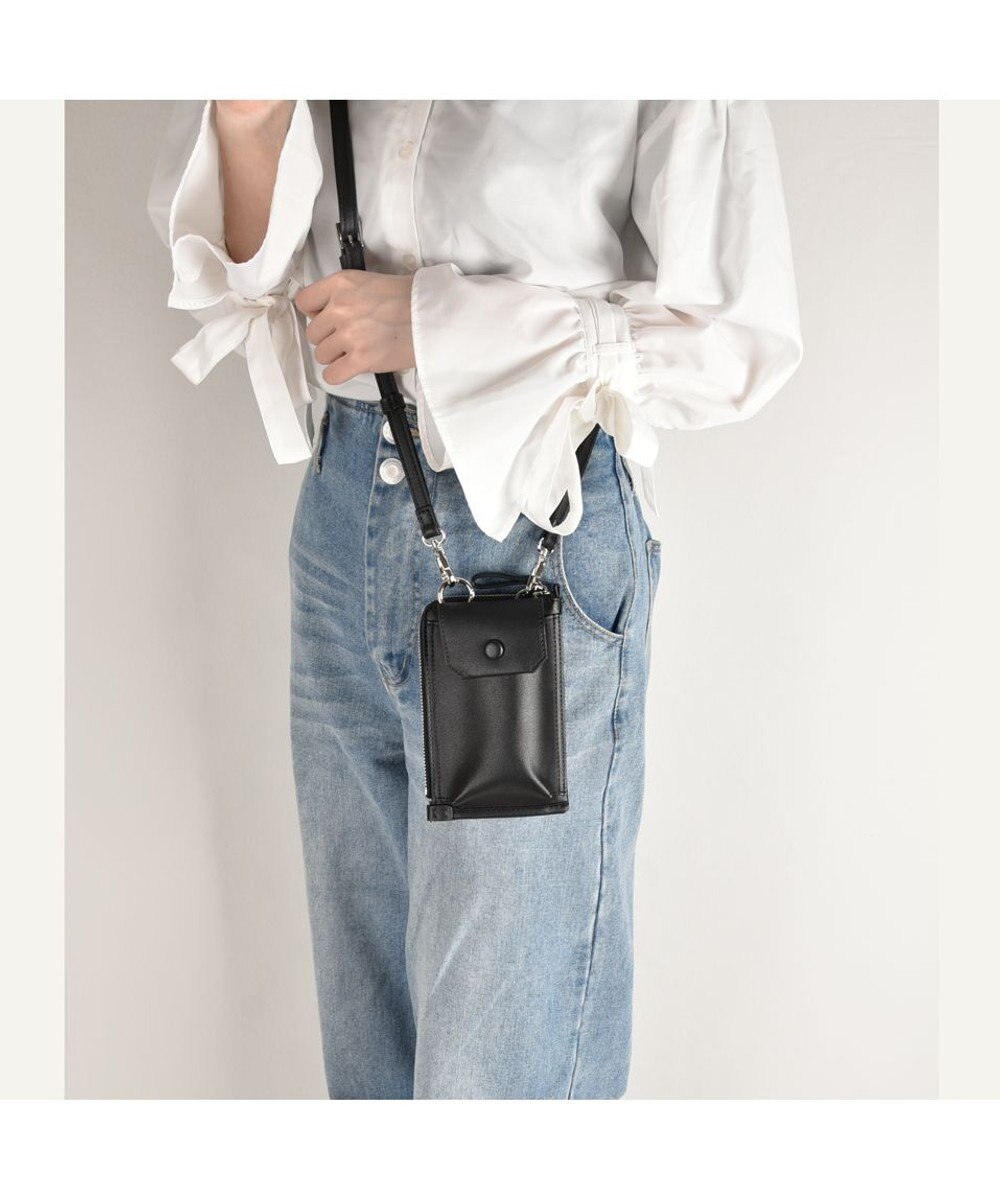 LA BAGAGERIE マルチスマホポシェット 