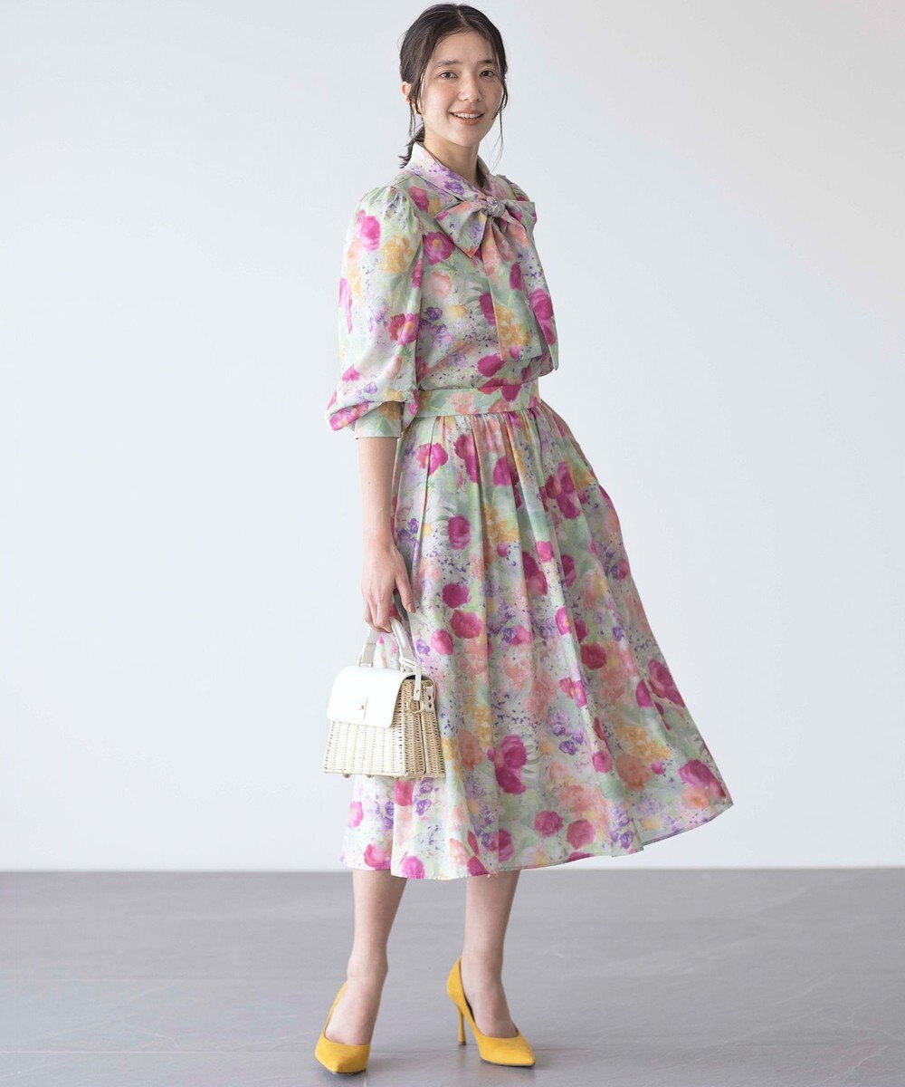 組曲 【前後着用可】ピオニーシフォンプリント ボウタイブラウス 