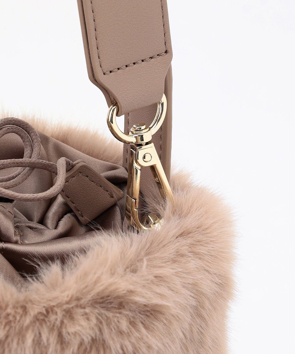 TOCCA 【ショルダー取り外し可能】MILKY TEA FURBAG ファーバッグ 