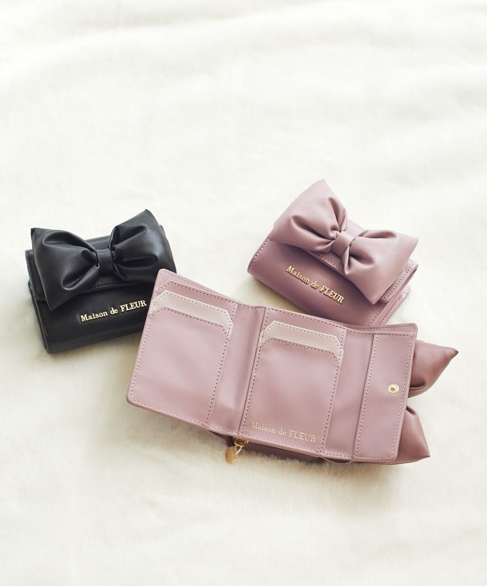 Maison de FLEUR ボリュームリボンウォレット 
