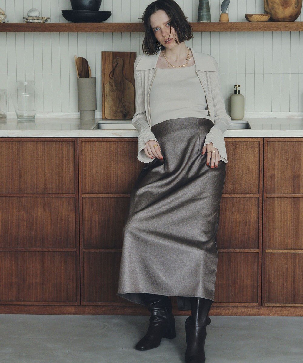 YECCA VECCA シャイニーロングスカート 