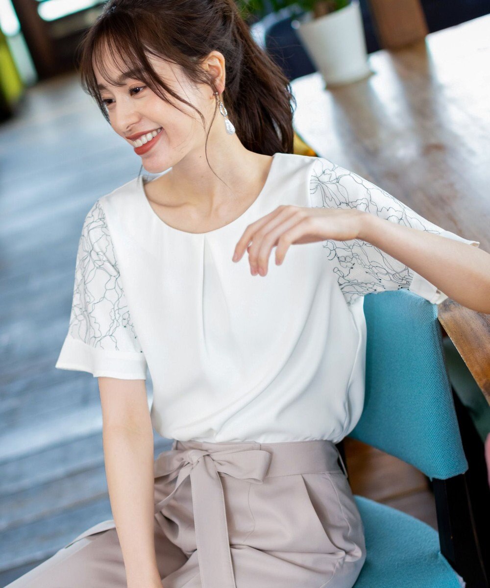 Tiaclasse 【新色追加・洗える】体型カバーも叶うレーススリーブブラウス 