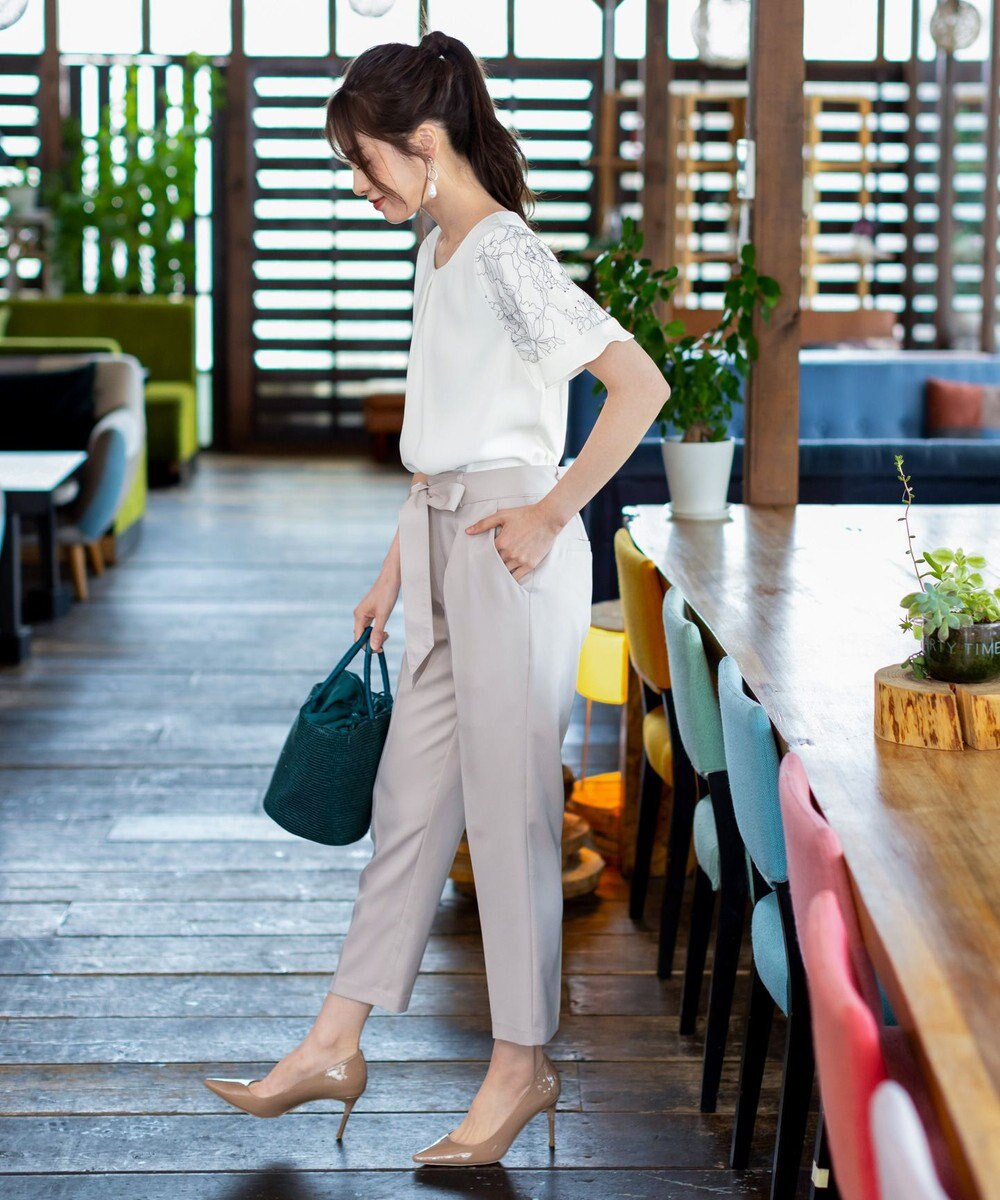 Tiaclasse 【新色追加・洗える】体型カバーも叶うレーススリーブブラウス 