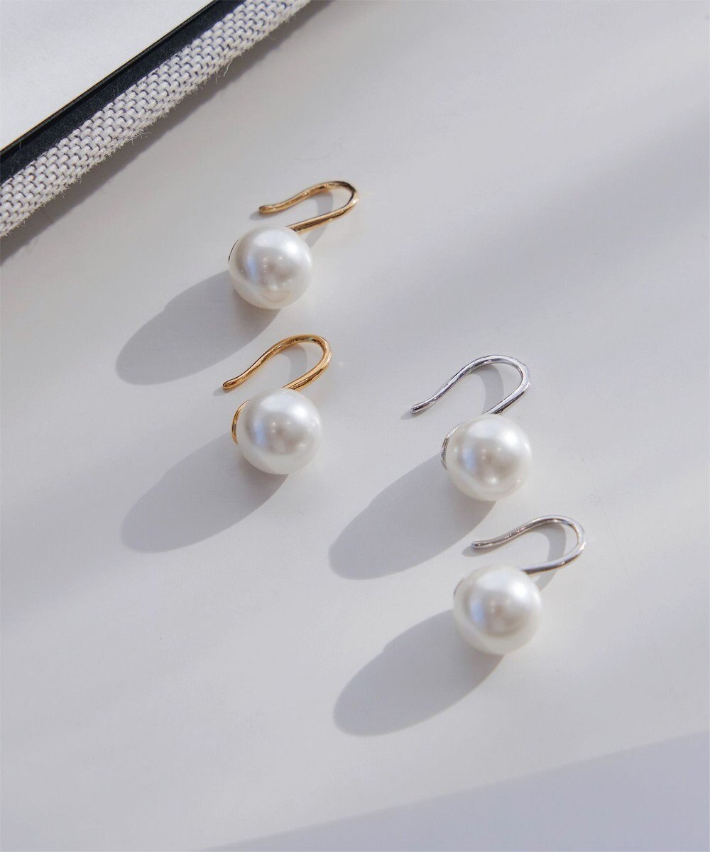 Tiaclasse 【金属アレルギー対応】フック型パールピアス 
