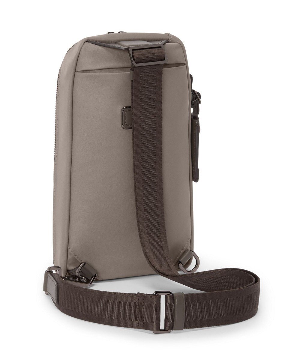 TUMI HARRISON 「グレゴリー」スリング 