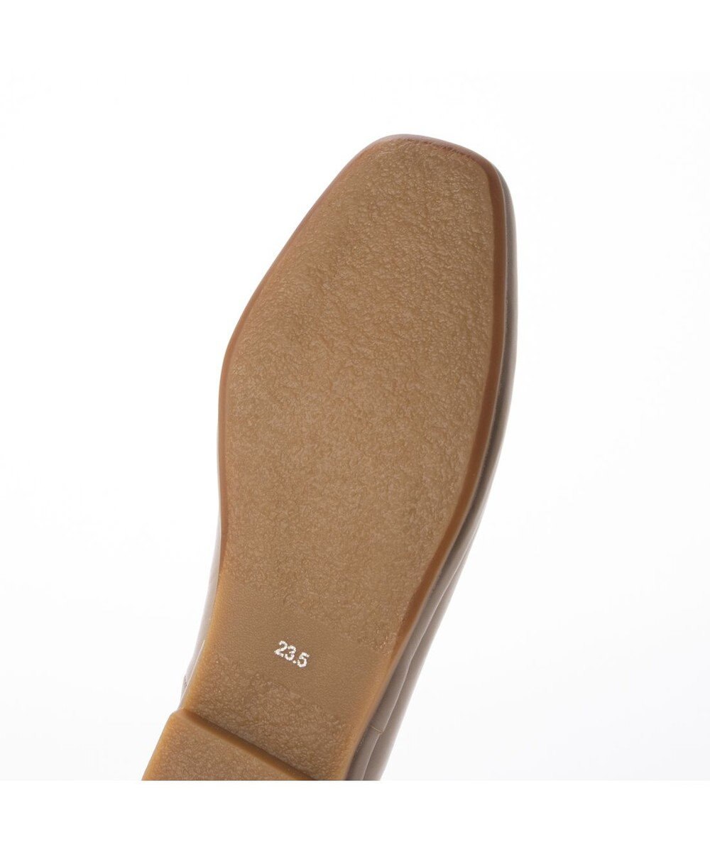 ing <ing>【サスティナブルシリーズ】Vカットフラットパンプス 