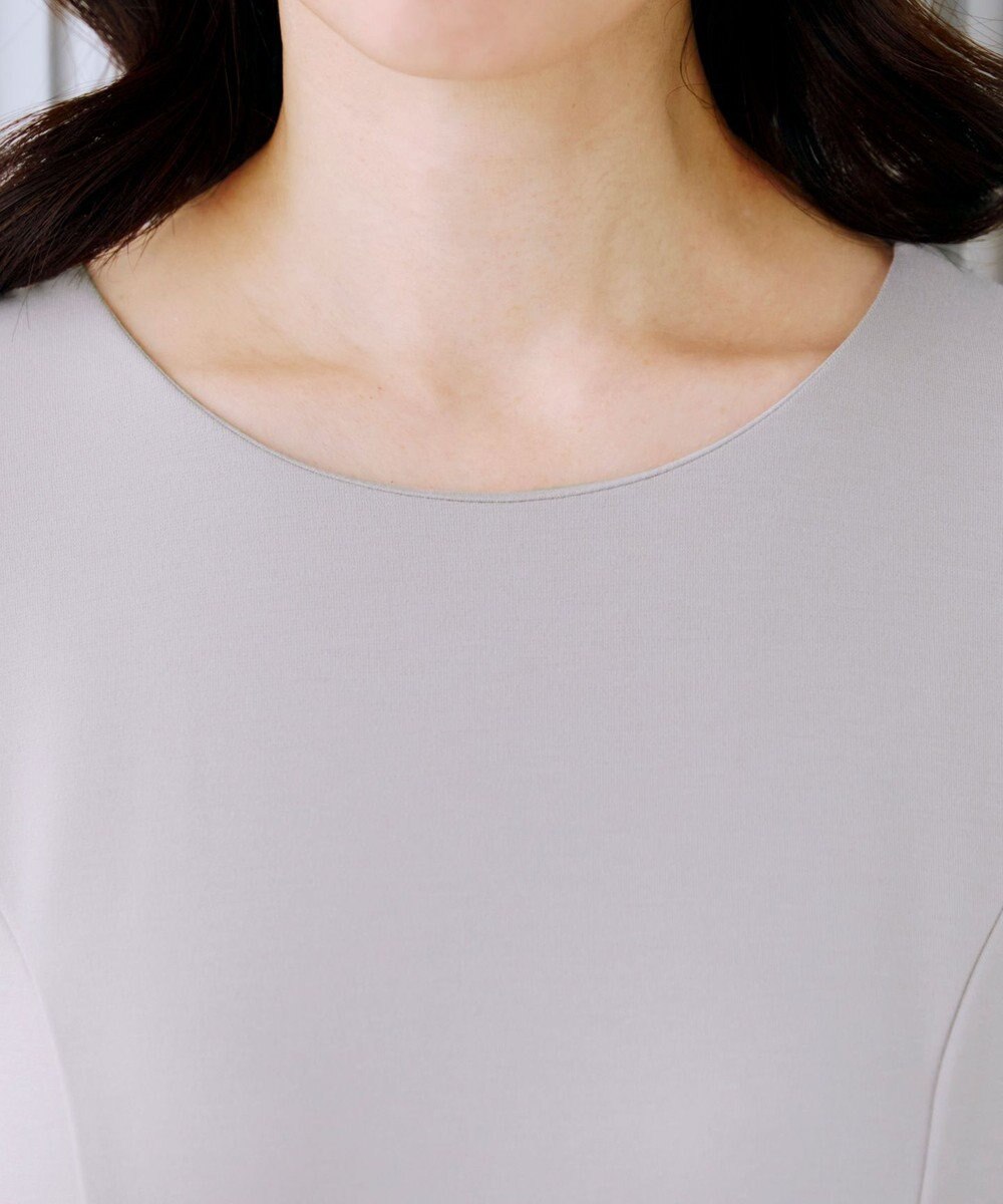 Tiaclasse 【UVカット・吸水速乾】 “きれい見え” カットソータックフレアワンピース 